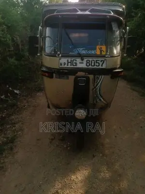 Bajaj RE 2003