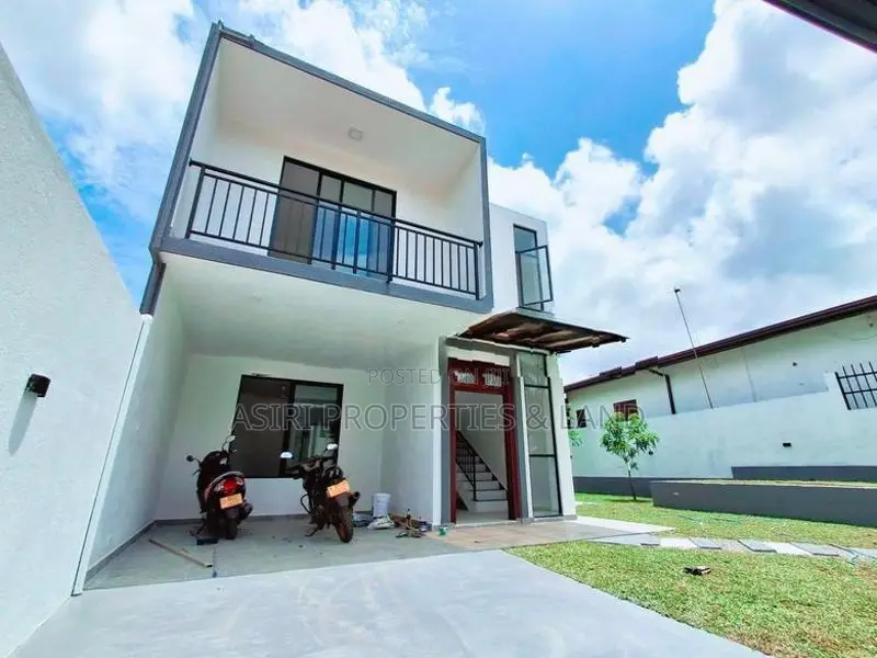 TWO STORY HOUSE FOR SALE IN PILIYANDALA GONAPOLA