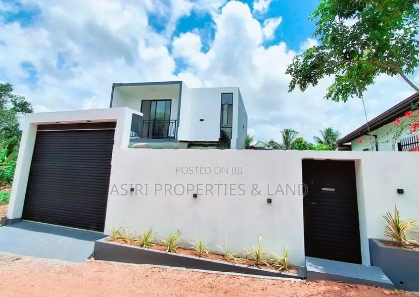 TWO STORY HOUSE FOR SALE IN PILIYANDALA GONAPOLA