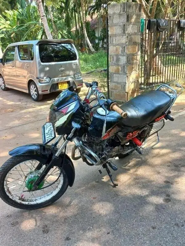 Bajaj CT100 2006