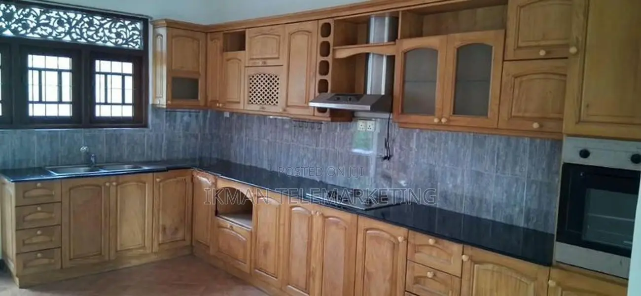 Upstairs House for Rent – Bandaragama