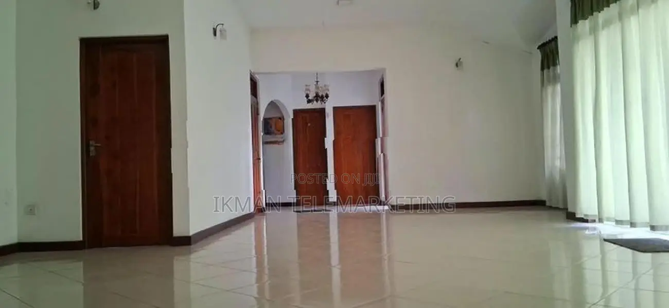 Upstairs House for Rent – Bandaragama