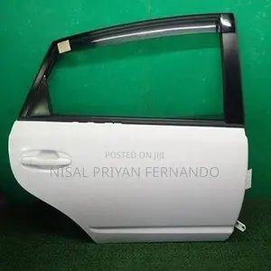 Toyota Prius NHW20 Rear Door Panel