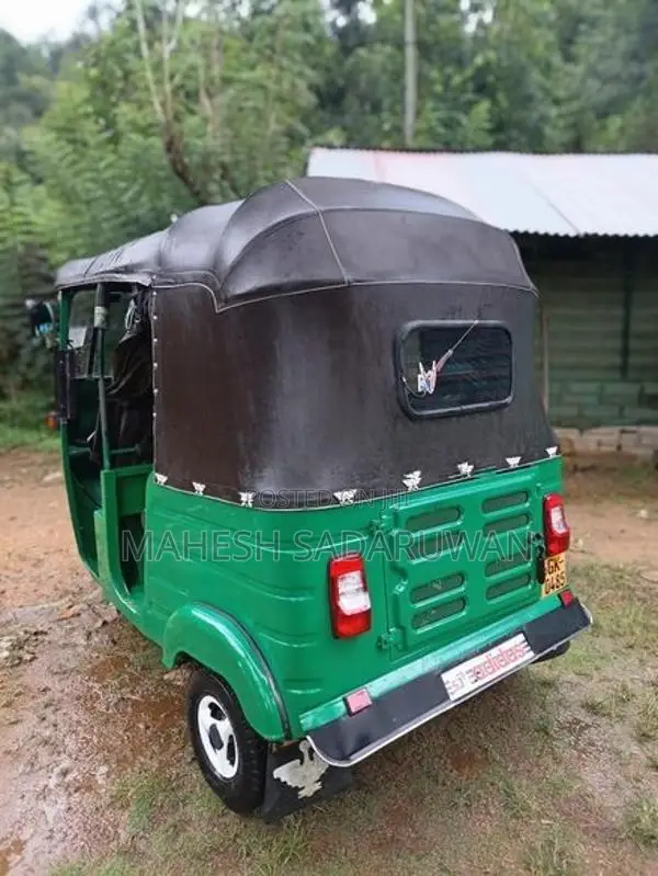 Bajaj RE Three Wheeler 2001
