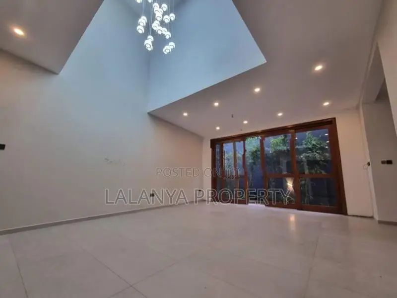3800Sqft 4 Bed Room House for Sale in Thalawathugoda CVVV-A1