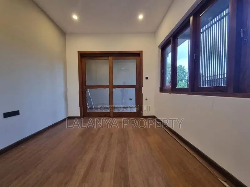 3800Sqft 4 Bed Room House for Sale in Thalawathugoda CVVV-A1