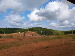 කළුතර අලුත්ගම නගරය ලගින්ම ඉඩමක්