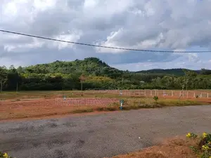 කළුතර අලුත්ගම නගරය ලගින්ම ඉඩමක්