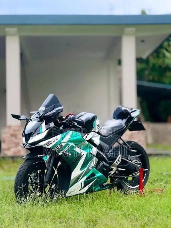 Yamaha R15 2019