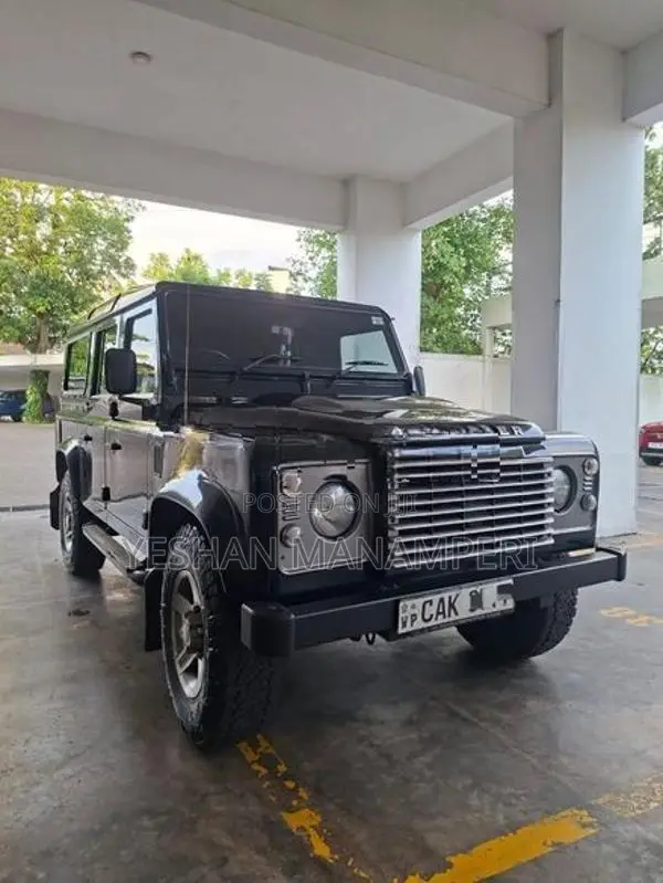 Land Rover Defender 110 2015