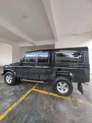 Land Rover Defender 110 2015