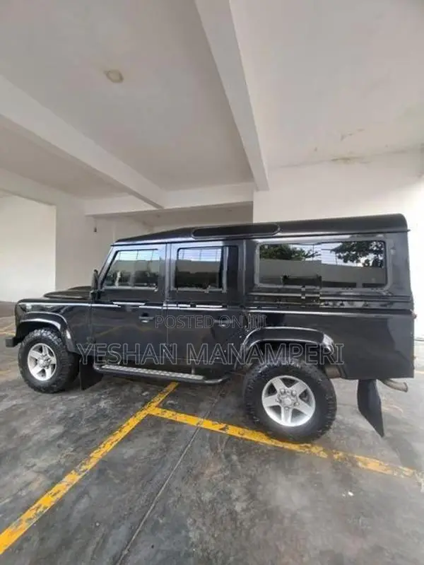 Land Rover Defender 110 2015