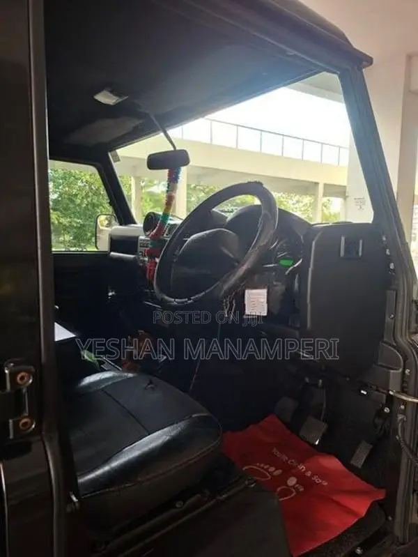 Land Rover Defender 110 2015