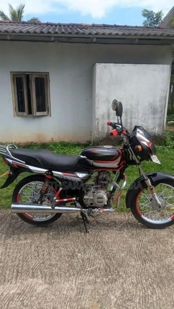 Bajaj CT100 2011