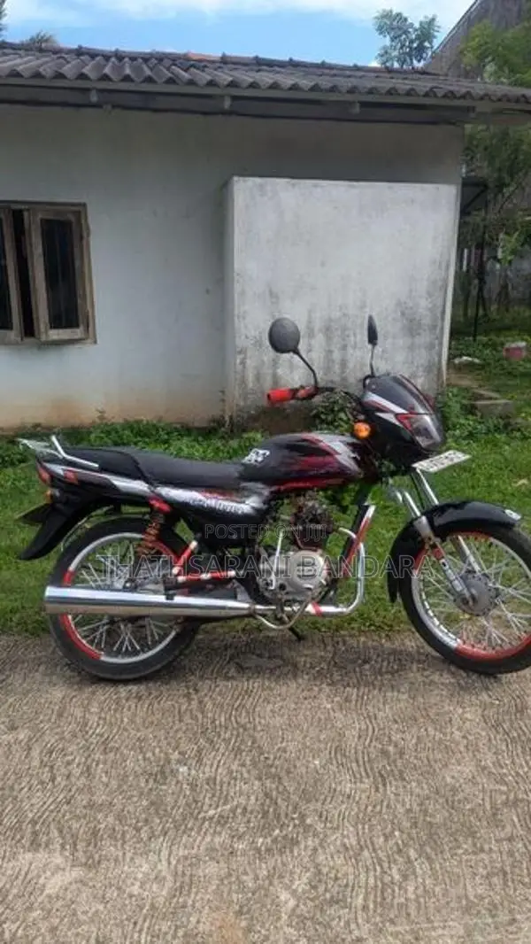 Bajaj CT100 2011