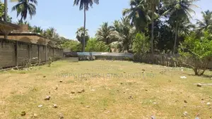 HHL0324 - Land for Sale in Vantharumoolai