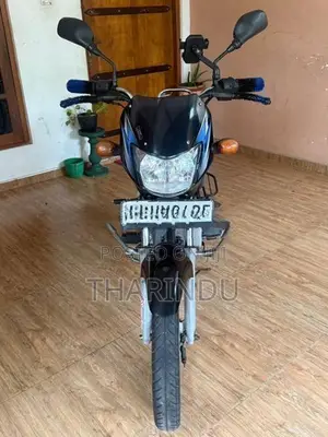 Bajaj CT100 2018