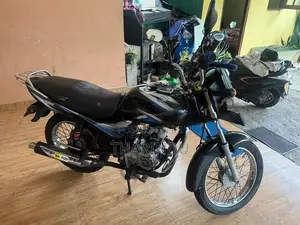 Bajaj CT100 2018
