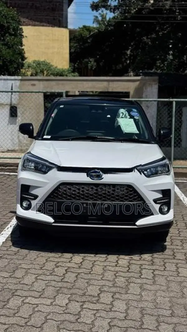 Toyota Raize 1200 CC Hybrid 2026