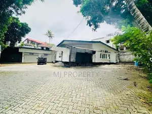 ( YC-1188) Highly Valuable Commercial Building Rent in Nugegoda