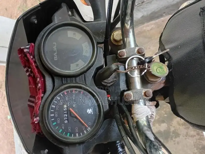 Bajaj CT100 2010
