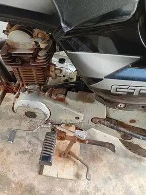 Bajaj CT100 2010