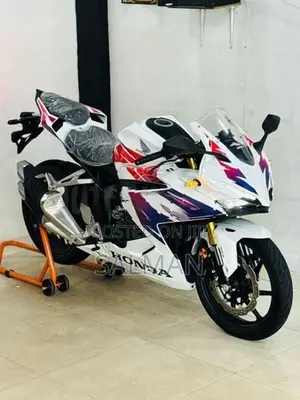 Honda CBR 250RR GULLARM Reborn 2025