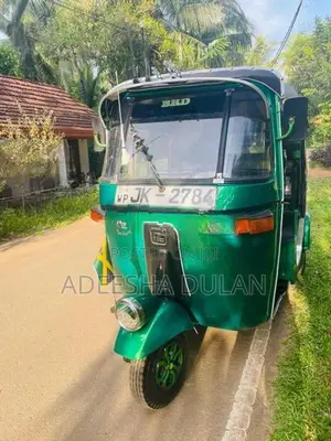 Bajaj RE 2005