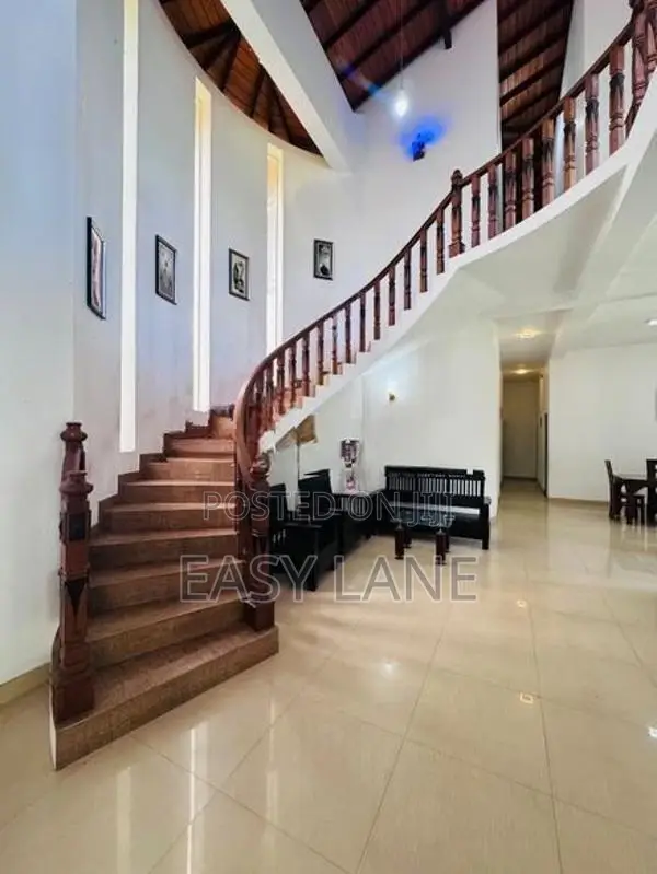 කලගෙඩිහේනෙන් අංගසම්පූර්ණ මන්දිරයක් විකිණීමට