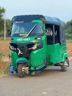Bajaj RE 2025