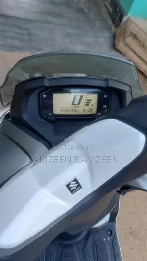 Suzuki Burgman 125 2019