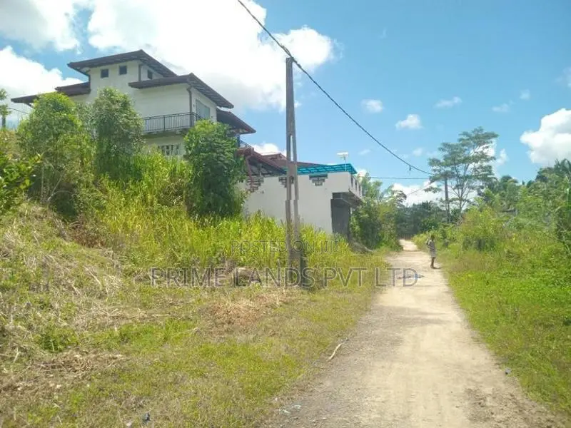 Lands for sale in Elpitiya