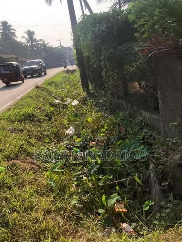 Ja-Ela 44 Perches of Commercial Land for Sale