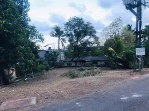 Rajagiriya Kalapaluwawa Road 15 Perches of Land for Sale