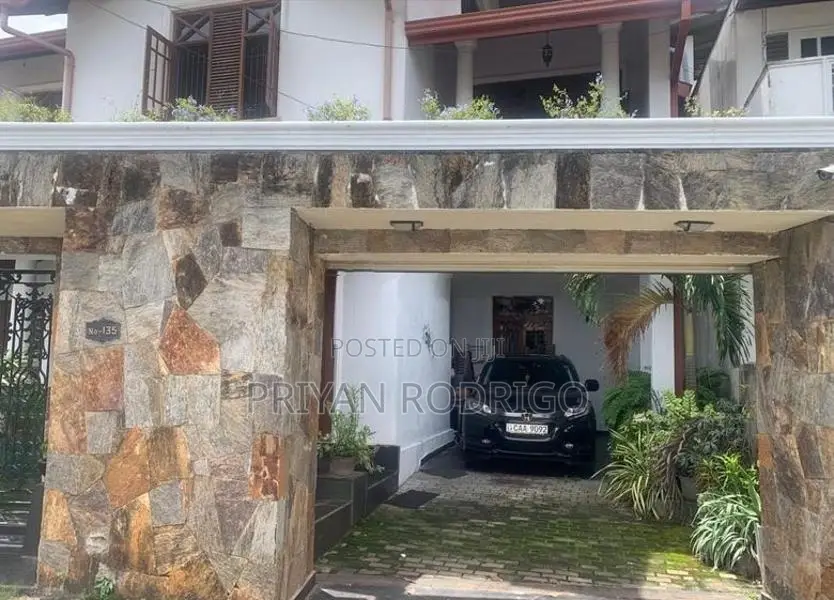 Spacious Solid House for Sale at - Kotikawatta