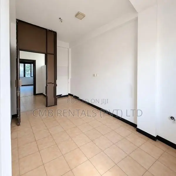 CMB 03 | Commercial/office space CC802