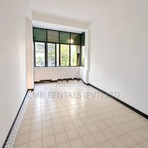 CMB 03 | Commercial/office space CC802