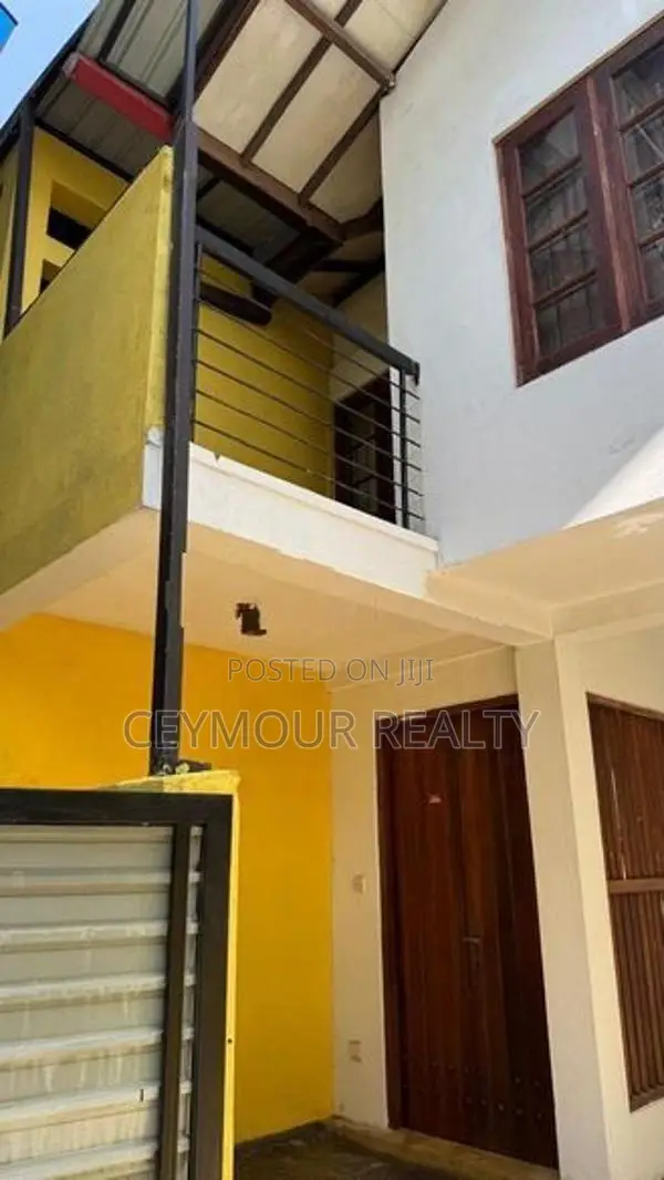 2 Story House For Sale In Colombo 05, Kirulapone