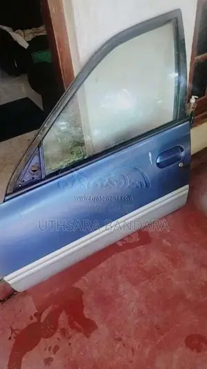 Nissan Wingroad y10 door for Car