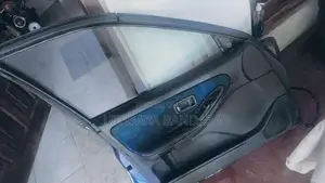 Nissan Wingroad y10 door for Car