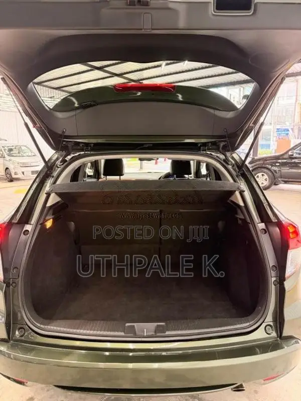 Honda Vezel 2014 SUV (Used)