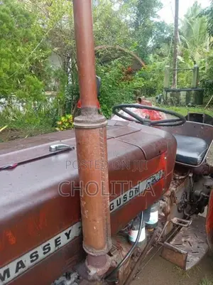 Massey-Ferguson 135 DL 1980 Tractor (Used)