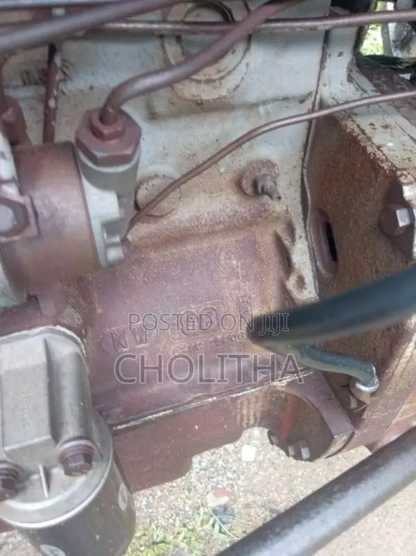Massey-Ferguson 135 DL 1980 Tractor (Used)