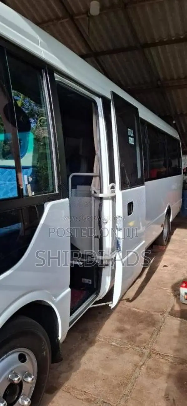 Mitsubishi Fuso 2025 Bus (Used)