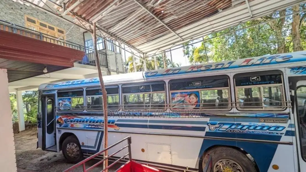 Ashok-Leyland Turbo 2011 Bus (Used)
