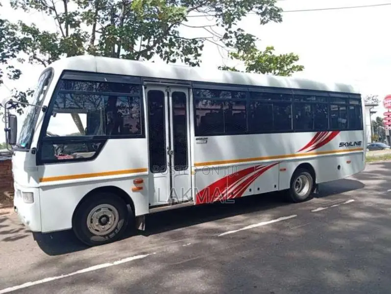 Eicher Skyline 2018 Bus (Used)