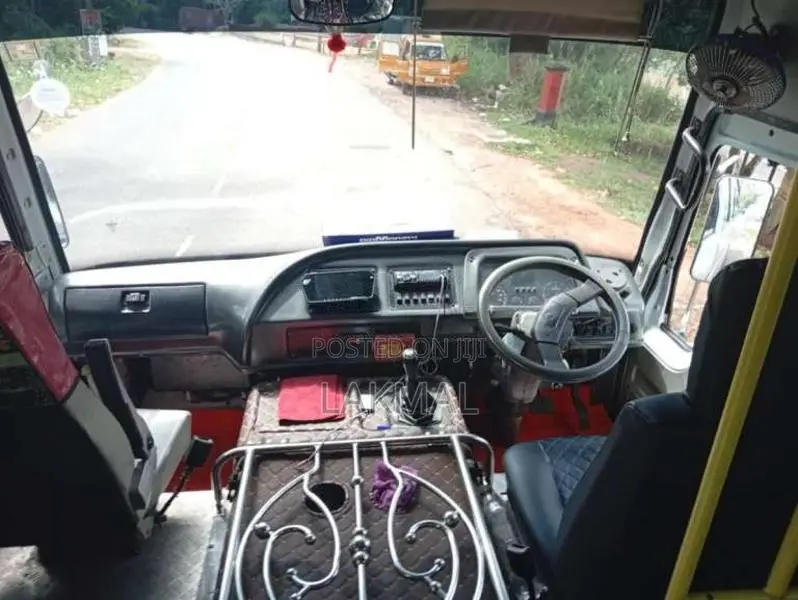 Eicher Skyline 2018 Bus (Used)