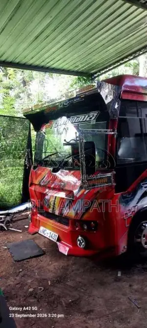 Ashok-Leyland Mithra 2014 Bus (Used)