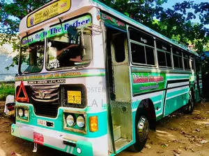 Ashok-Leyland Viking 2005 Bus (Used)