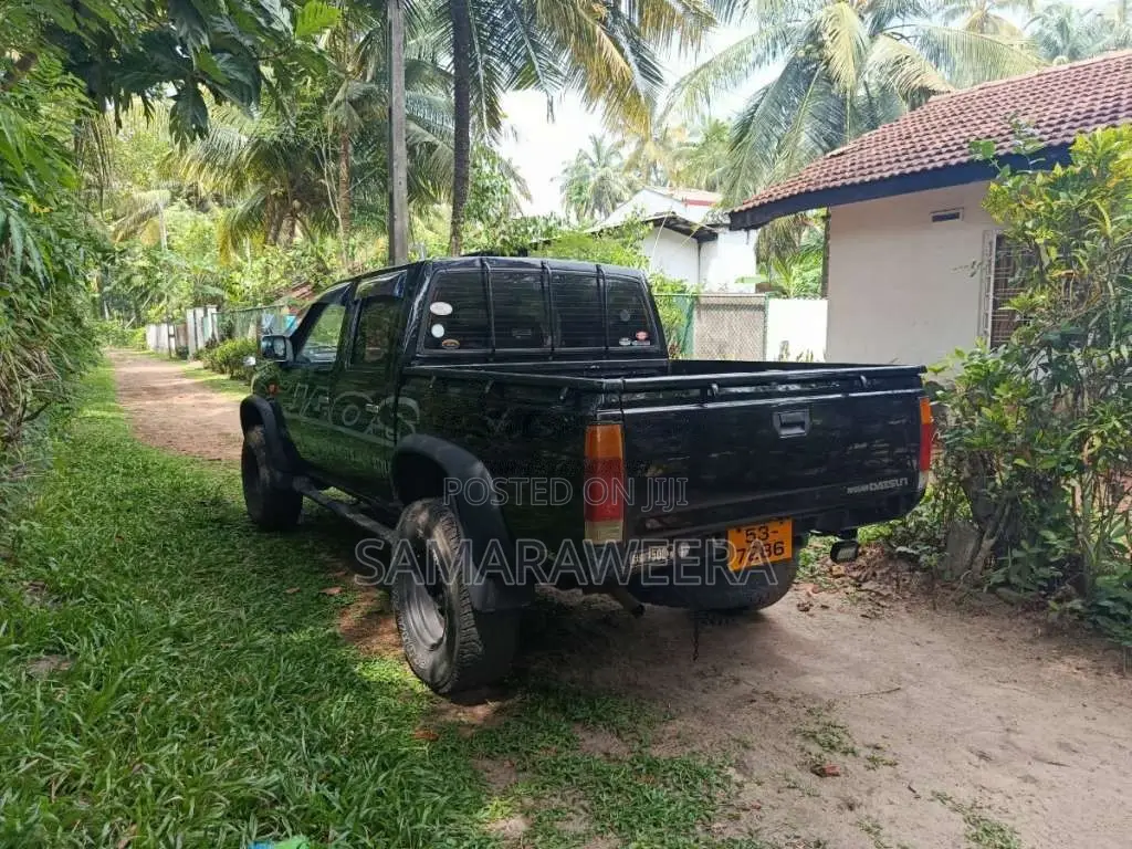 Nissan D21 1992 Pickup (Used)